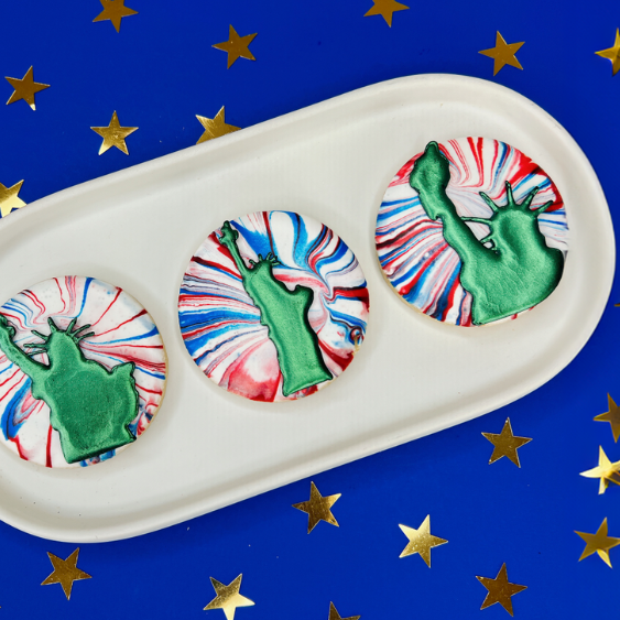 fourth of july dipped cookies